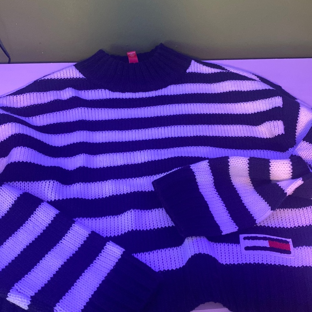 Tommy Hilfiger long sleeve turtleneck